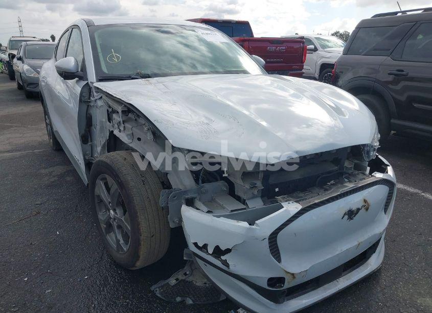 Photo 6 of 2022 Ford Mustang MACH-E SELECT (VIN 3FMTK1SS2NMA18639)