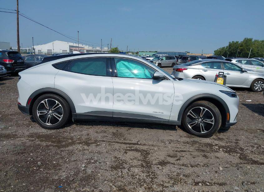 Photo 13 of 2022 Ford Mustang MACH-E SELECT (VIN 3FMTK1SS7NMA20547)