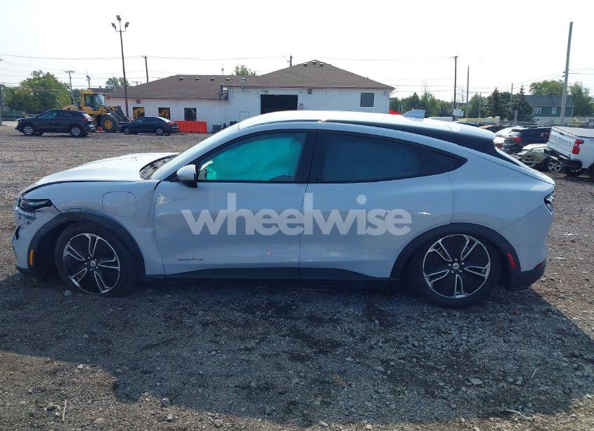 Photo 14 of 2022 Ford Mustang MACH-E SELECT (VIN 3FMTK1SS7NMA20547)