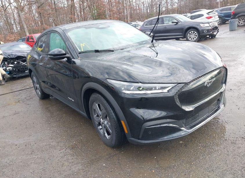 2022 Ford Mustang MACH-E SELECT (VIN 3FMTK1SS8NMA05006) main photo