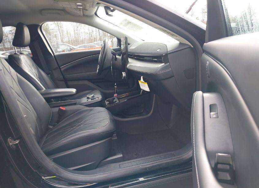 Photo 5 of 2022 Ford Mustang MACH-E SELECT (VIN 3FMTK1SS8NMA05006)