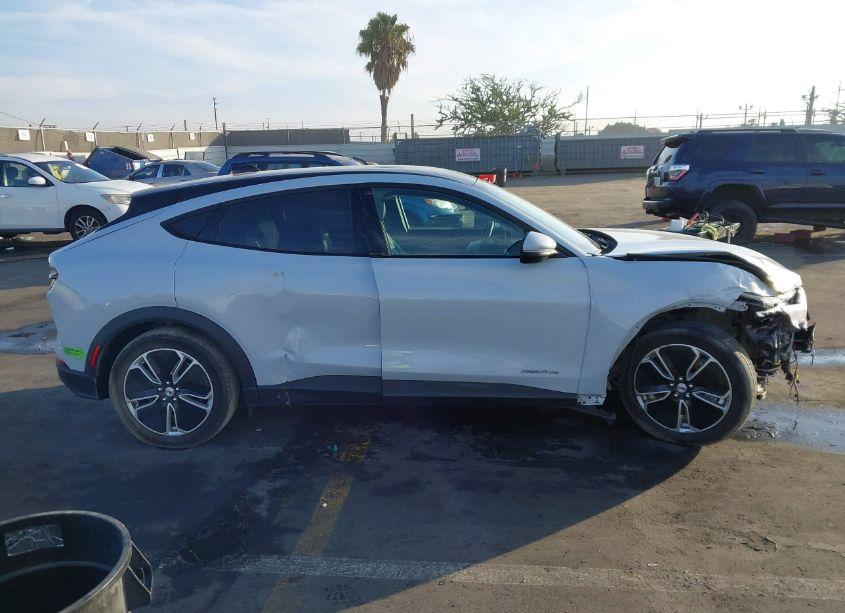 Photo 13 of 2021 Ford Mustang MACH-E SELECT (VIN 3FMTK1SSXMMA35042)