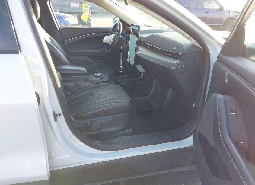 Photo 5 of 2021 Ford Mustang MACH-E SELECT (VIN 3FMTK1SSXMMA35042)