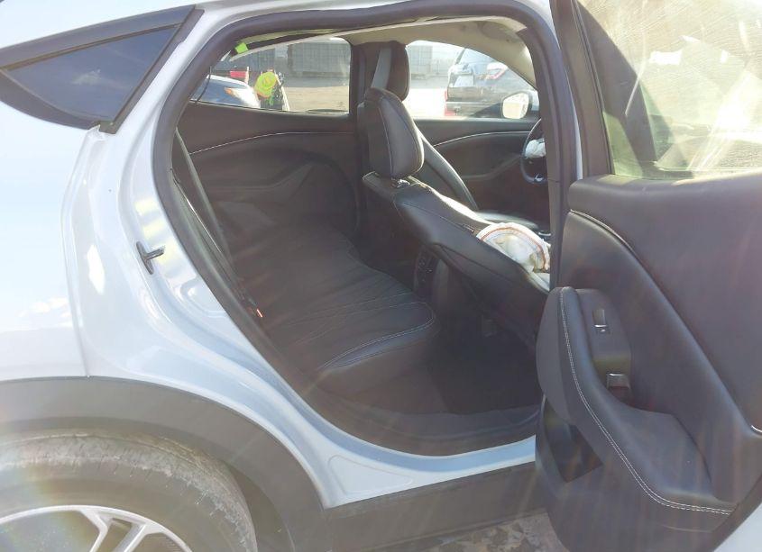 Photo 8 of 2021 Ford Mustang MACH-E SELECT (VIN 3FMTK1SSXMMA35042)