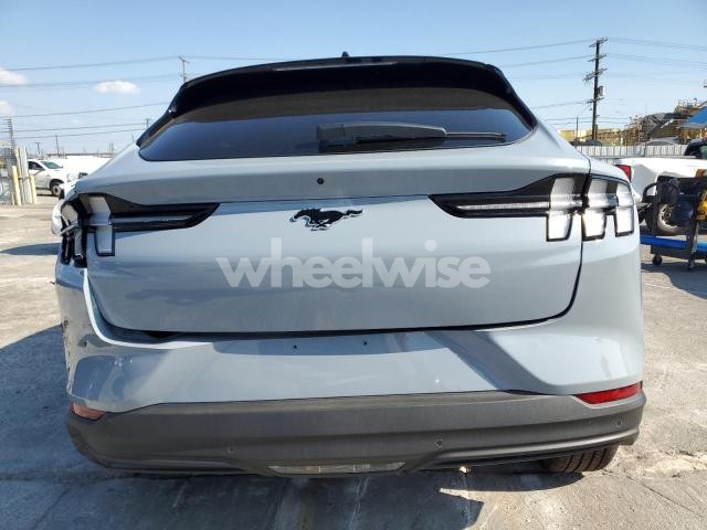 Photo 4 of 2025 FORD MUSTANG MACH-E PREMIUM N/A (VIN 3FMTK3R40SMA32618)