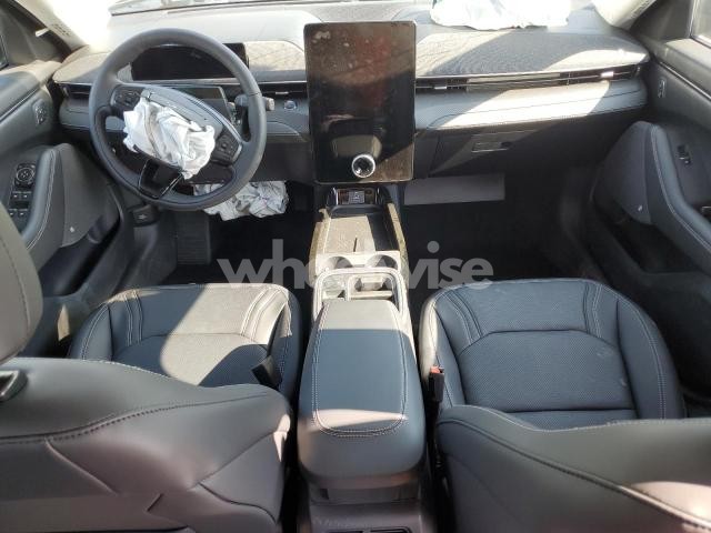 Photo 7 of 2025 FORD MUSTANG MACH-E PREMIUM N/A (VIN 3FMTK3R40SMA32618)