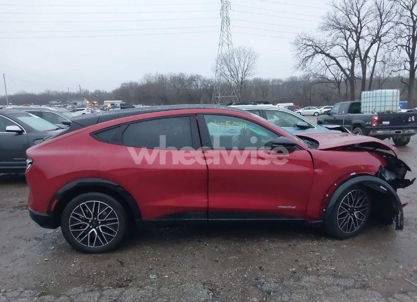 Photo 13 of 2024 Ford Mustang MACH-E PREMIUM (VIN 3FMTK3R45RMA21205)