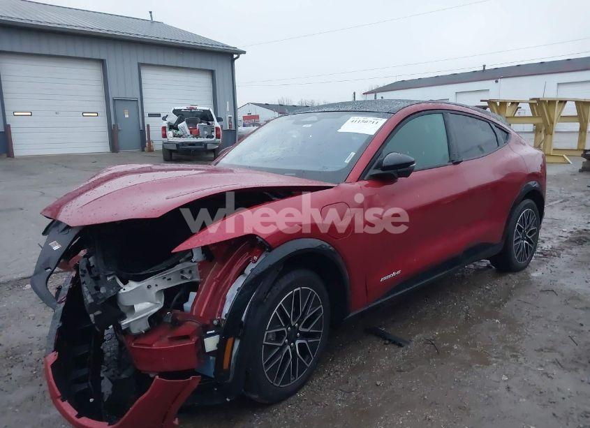 Photo 2 of 2024 Ford Mustang MACH-E PREMIUM (VIN 3FMTK3R45RMA21205)