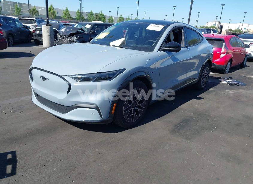 Photo 2 of 2024 Ford Mustang MACH-E PREMIUM (VIN 3FMTK3R45RMA27232)