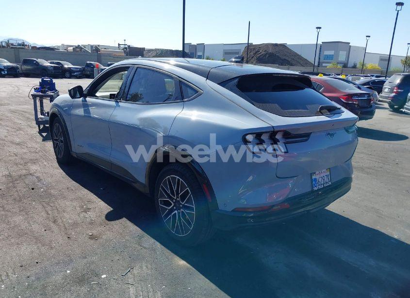 Photo 3 of 2024 Ford Mustang MACH-E PREMIUM (VIN 3FMTK3R45RMA27232)