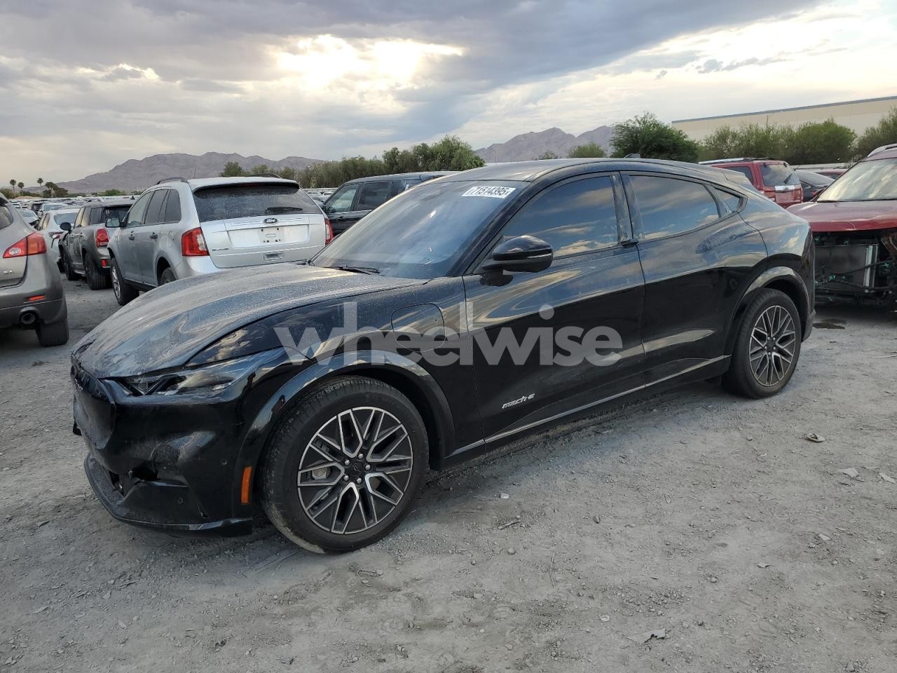 2024 FORD MUSTANG MACH-E PREMIUM N/A (VIN 3FMTK3R46RMA19026) main photo