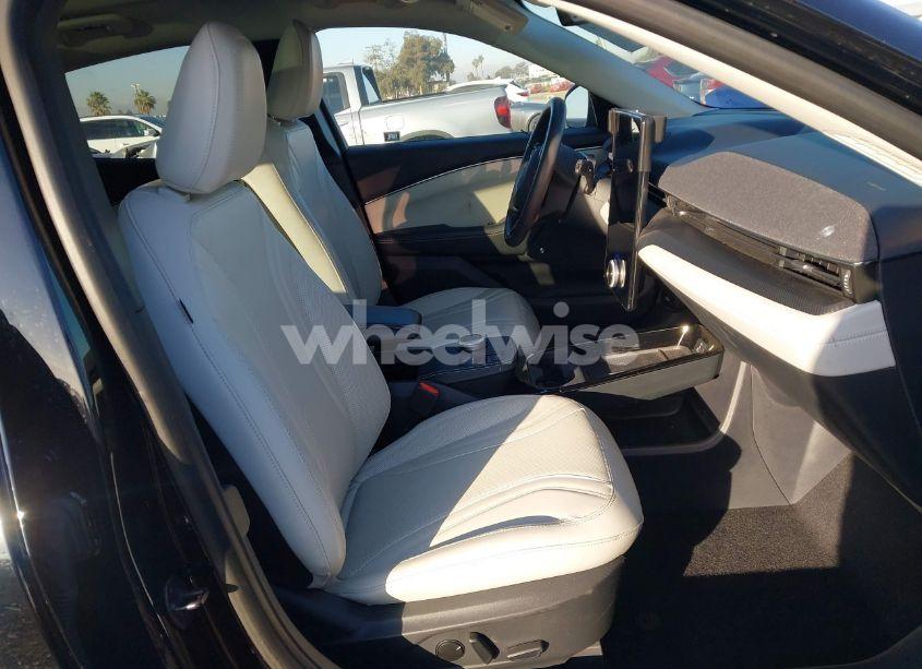 Photo 5 of 2022 Ford Mustang MACH-E PREMIUM (VIN 3FMTK3R71NMA02350)