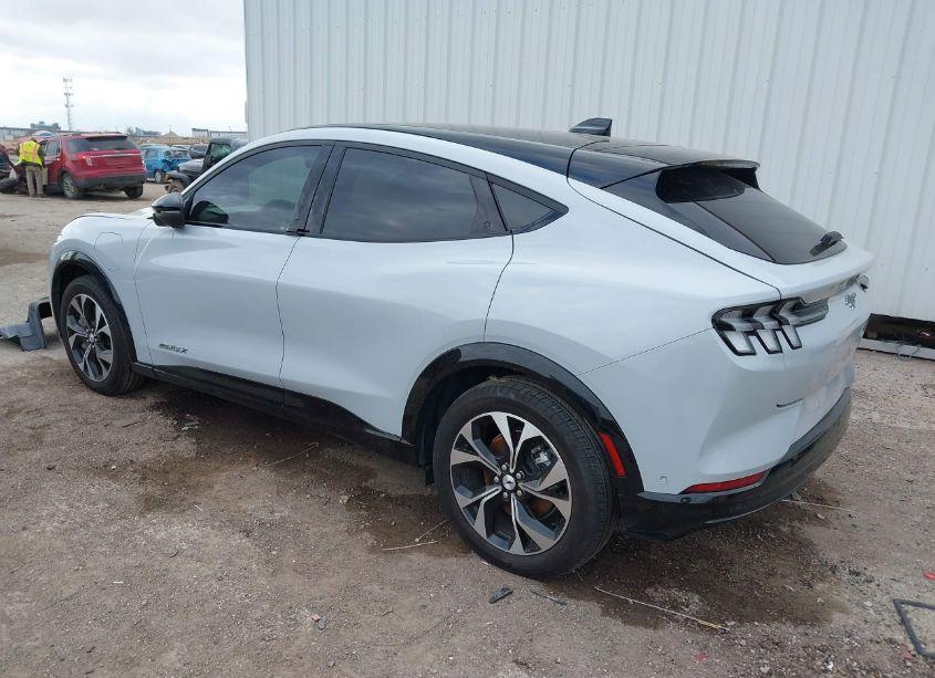 Photo 3 of 2023 Ford Mustang MACH-E PREMIUM (VIN 3FMTK3R71PMA67895)
