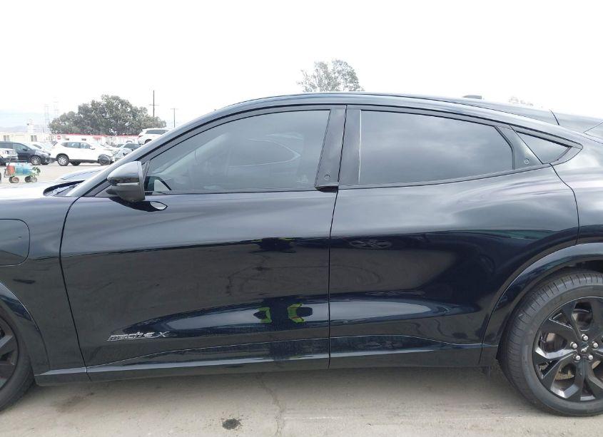 Photo 14 of 2023 Ford Mustang MACH-E PREMIUM (VIN 3FMTK3R71PMB00782)