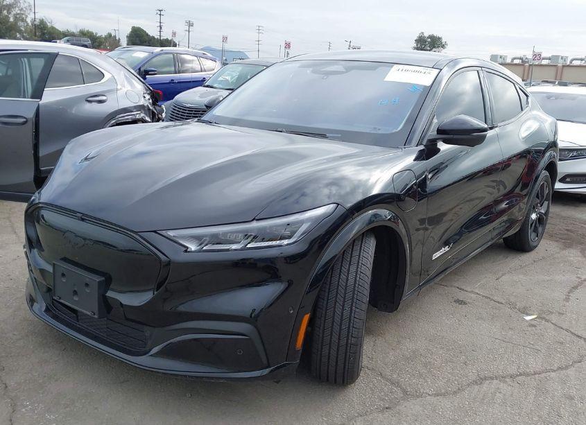 Photo 2 of 2023 Ford Mustang MACH-E PREMIUM (VIN 3FMTK3R71PMB00782)