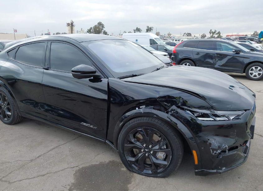 Photo 6 of 2023 Ford Mustang MACH-E PREMIUM (VIN 3FMTK3R71PMB00782)