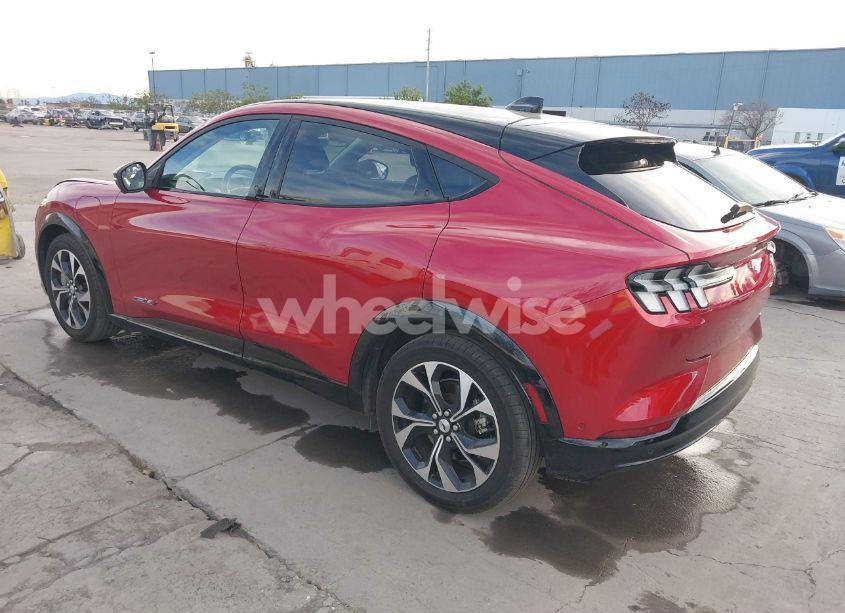 Photo 3 of 2022 Ford Mustang MACH-E PREMIUM (VIN 3FMTK3R73NMA02804)