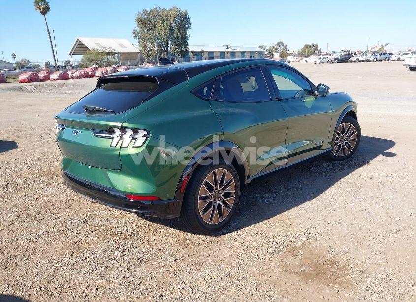 Photo 4 of 2024 Ford Mustang MACH-E PREMIUM (VIN 3FMTK3R73RMA32486)