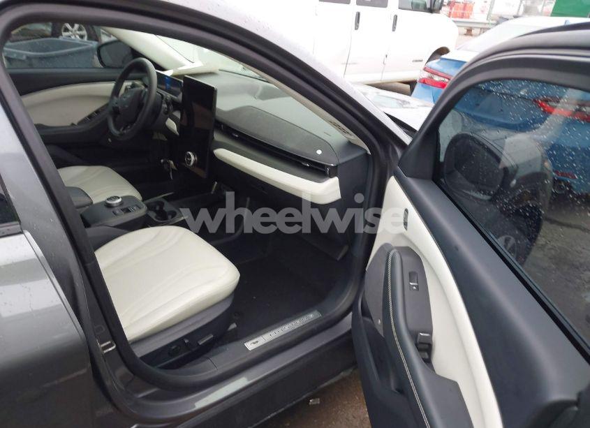 Photo 5 of 2021 Ford Mustang MACH-E PREMIUM (VIN 3FMTK3R74MMA27709)