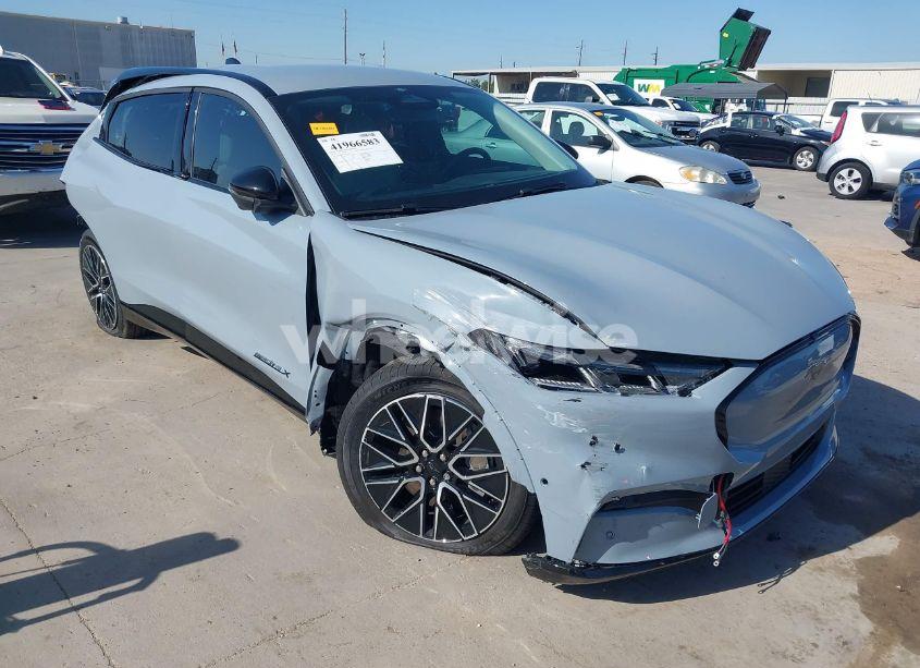 2024 Ford Mustang MACH-E PREMIUM (VIN 3FMTK3R78RMA29034) main photo