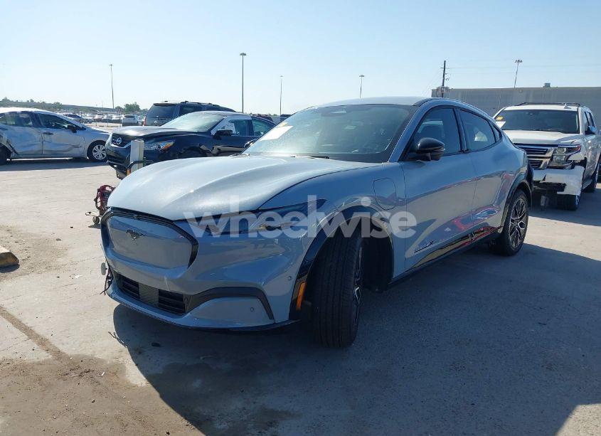 Photo 2 of 2024 Ford Mustang MACH-E PREMIUM (VIN 3FMTK3R78RMA29034)