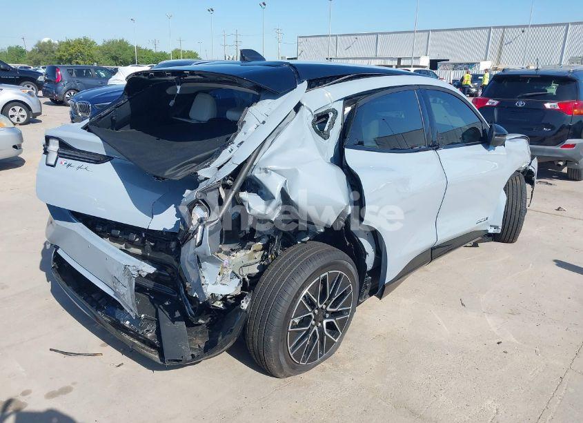 Photo 4 of 2024 Ford Mustang MACH-E PREMIUM (VIN 3FMTK3R78RMA29034)