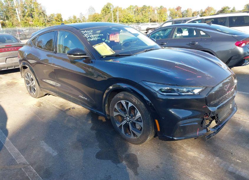 2022 Ford Mustang MACH-E PREMIUM (VIN 3FMTK3R7XNMA47657) main photo