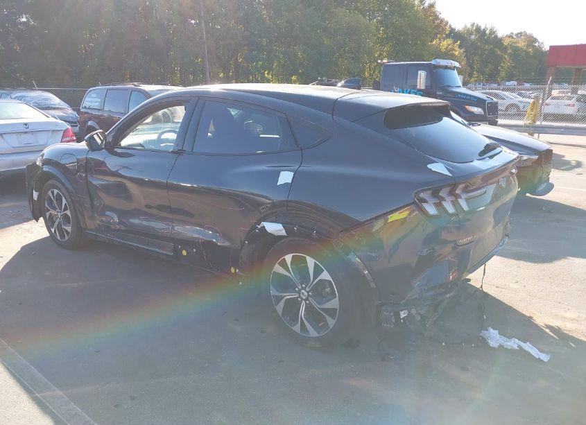 Photo 3 of 2022 Ford Mustang MACH-E PREMIUM (VIN 3FMTK3R7XNMA47657)