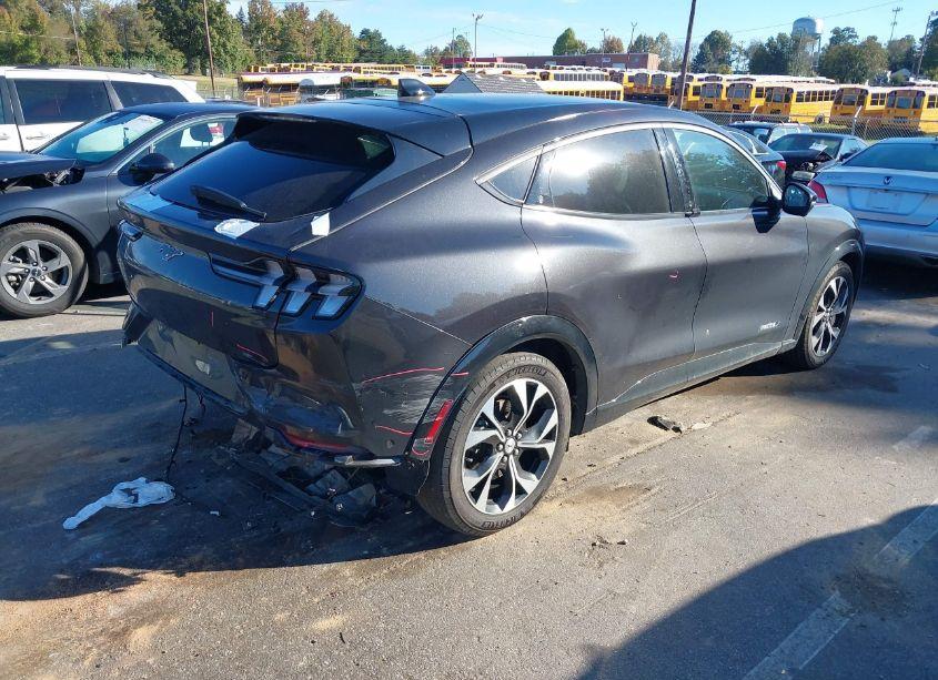 Photo 4 of 2022 Ford Mustang MACH-E PREMIUM (VIN 3FMTK3R7XNMA47657)