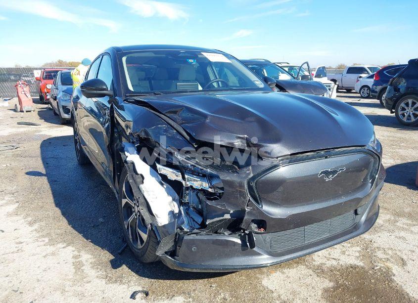 2022 Ford Mustang MACH-E PREMIUM (VIN 3FMTK3RM1NMA56947) main photo