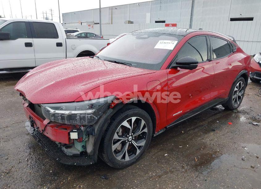 Photo 2 of 2022 Ford Mustang MACH-E PREMIUM (VIN 3FMTK3RM1NMA57631)