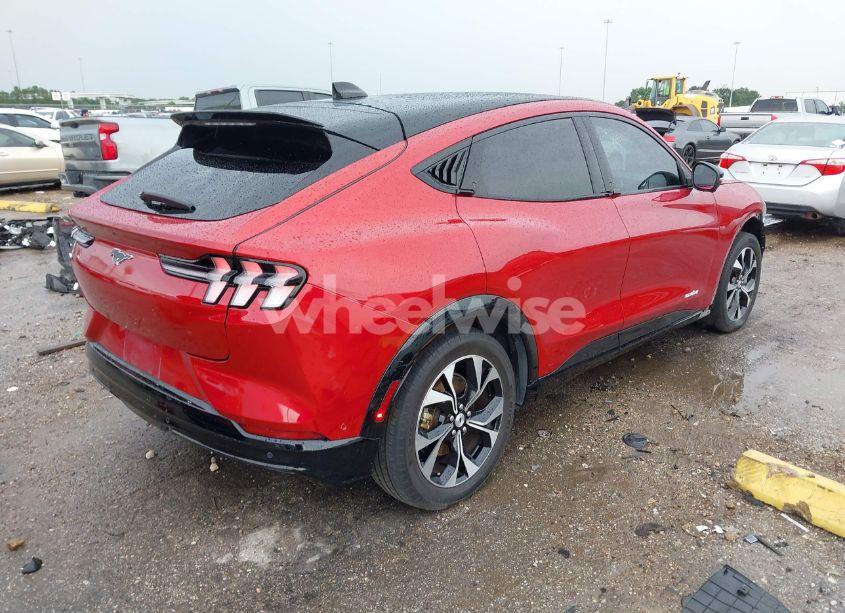 Photo 4 of 2022 Ford Mustang MACH-E PREMIUM (VIN 3FMTK3RM1NMA57631)