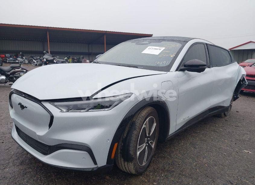 Photo 2 of 2023 Ford Mustang MACH-E PREMIUM (VIN 3FMTK3S59PMA89491)