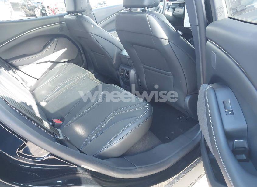 Photo 8 of 2024 Ford Mustang MACH-E PREMIUM (VIN 3FMTK3S5XRMA31893)