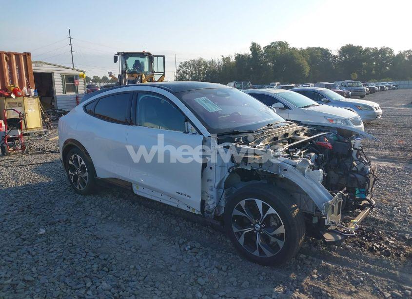 2021 Ford Mustang MACH-E PREMIUM (VIN 3FMTK3SS1MMA02605) main photo