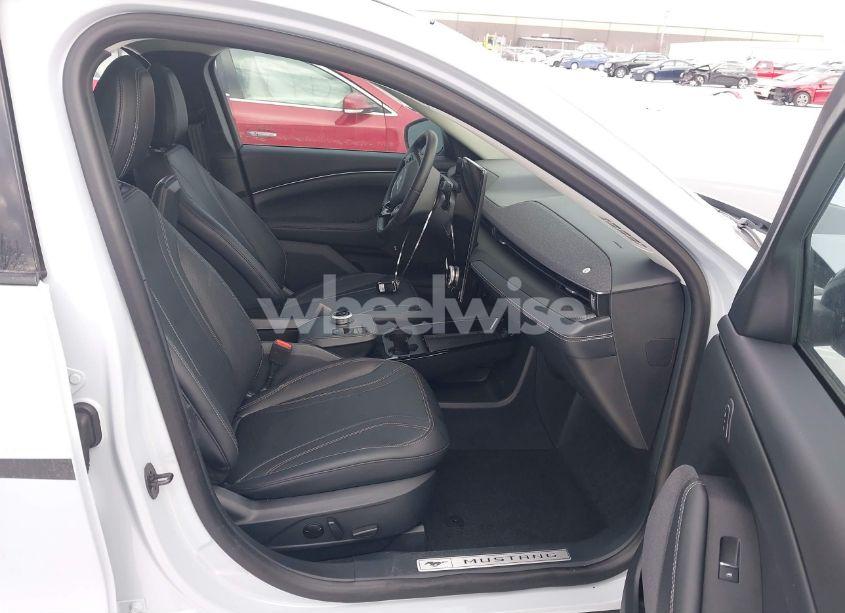 Photo 5 of 2022 Ford Mustang MACH-E PREMIUM (VIN 3FMTK3SS2NMA24646)