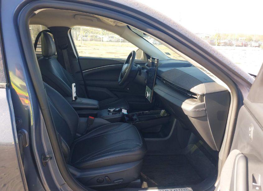 Photo 5 of 2021 Ford Mustang MACH-E PREMIUM (VIN 3FMTK3SS3MMA19308)