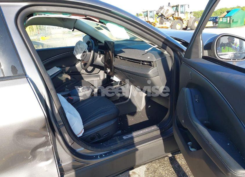 Photo 5 of 2023 Ford Mustang MACH-E PREMIUM (VIN 3FMTK3SS6PMA18061)