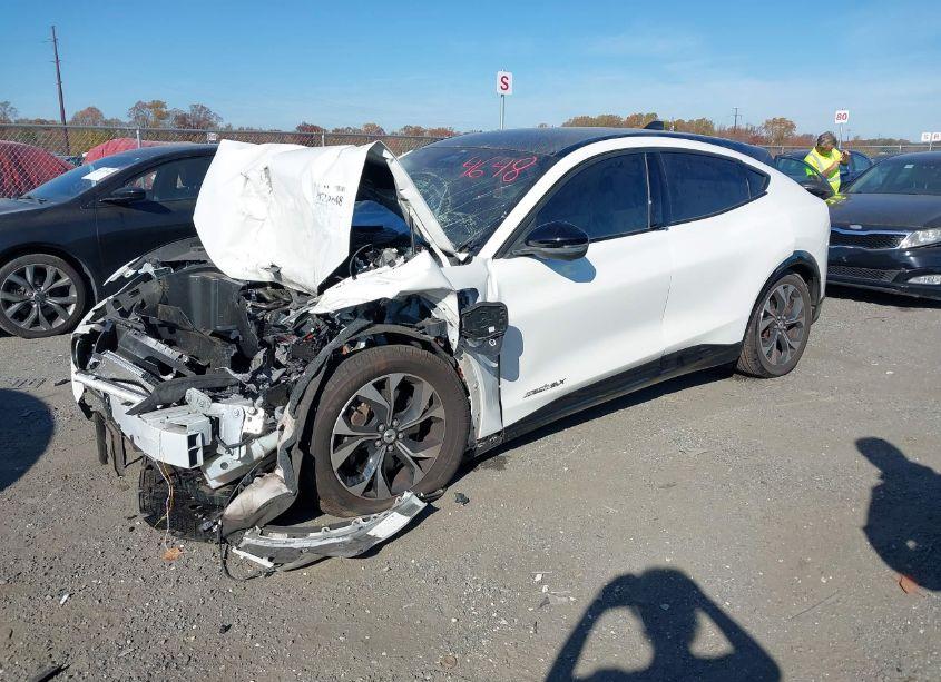 Photo 2 of 2021 Ford Mustang MACH-E PREMIUM (VIN 3FMTK3SU0MMA01303)