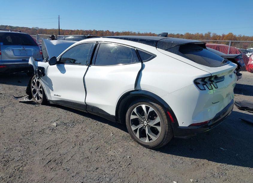 Photo 3 of 2021 Ford Mustang MACH-E PREMIUM (VIN 3FMTK3SU0MMA01303)