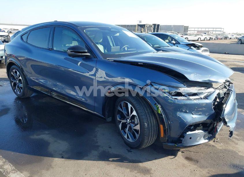 2021 Ford Mustang MACH-E PREMIUM (VIN 3FMTK3SU0MMA39551) main photo