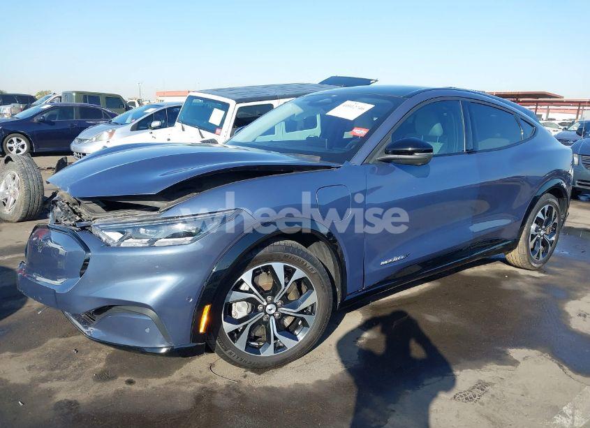 Photo 2 of 2021 Ford Mustang MACH-E PREMIUM (VIN 3FMTK3SU0MMA39551)