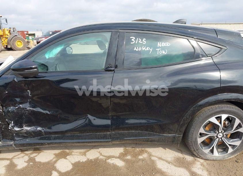 Photo 13 of 2023 Ford Mustang MACH-E PREMIUM (VIN 3FMTK3SU0PMA96546)