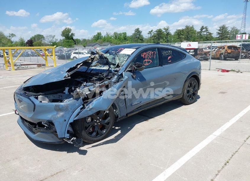 Photo 2 of 2023 Ford Mustang MACH-E PREMIUM (VIN 3FMTK3SU1PMA84387)