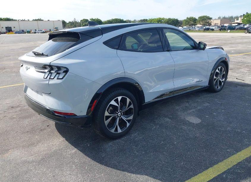 Photo 4 of 2023 Ford Mustang MACH-E PREMIUM (VIN 3FMTK3SU2PMB05960)