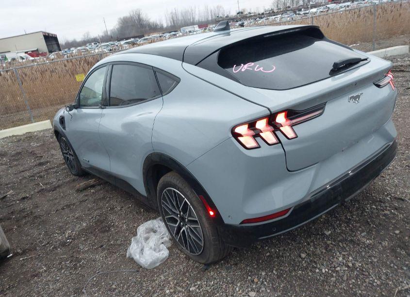 Photo 3 of 2024 Ford Mustang MACH-E PREMIUM (VIN 3FMTK3SU2RMA04324)