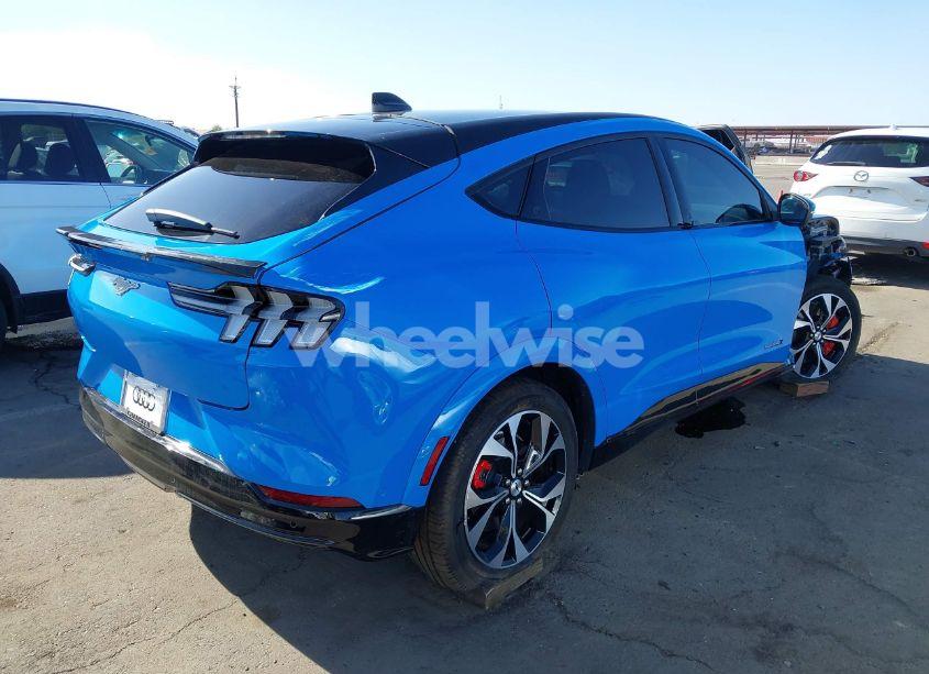 Photo 4 of 2021 Ford Mustang MACH-E PREMIUM (VIN 3FMTK3SU3MMA08066)