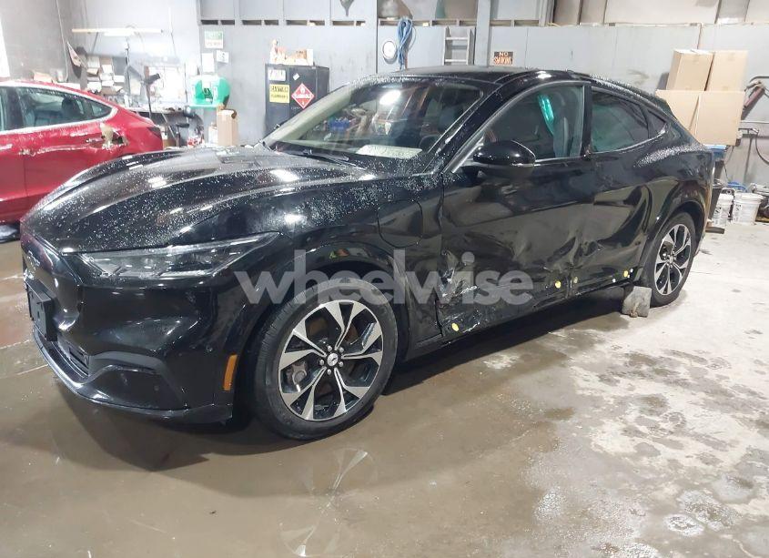 Photo 2 of 2023 Ford Mustang MACH-E PREMIUM (VIN 3FMTK3SU4PMA72346)