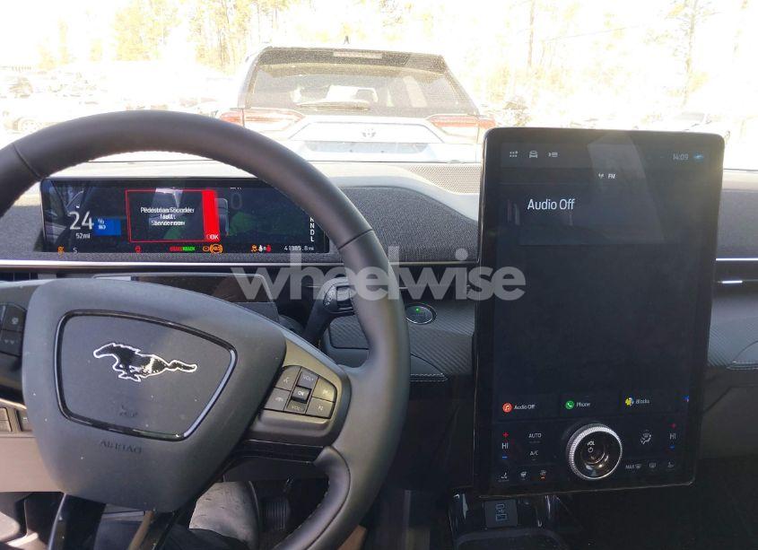 Photo 18 of 2023 Ford Mustang MACH-E PREMIUM (VIN 3FMTK3SU5PMB05855)