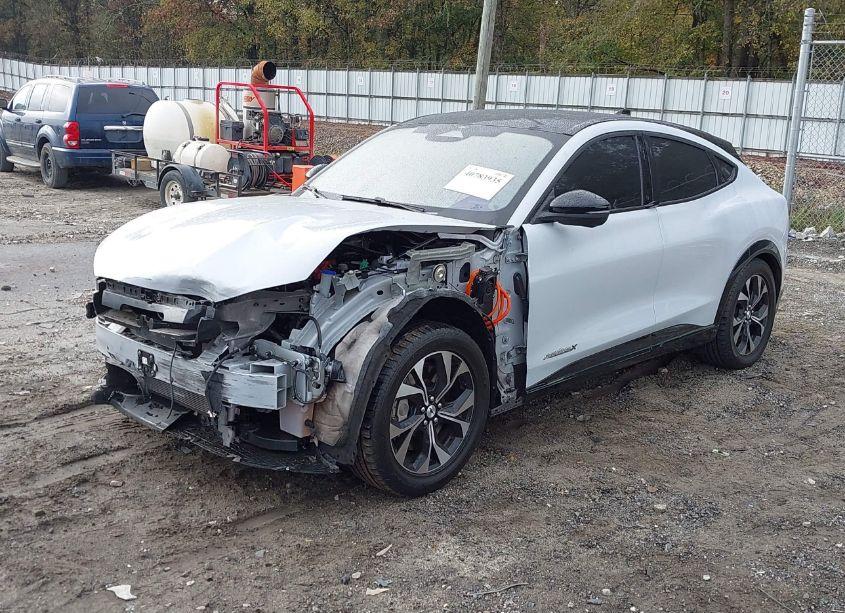 Photo 2 of 2021 Ford Mustang MACH-E PREMIUM (VIN 3FMTK3SU6MMA23970)